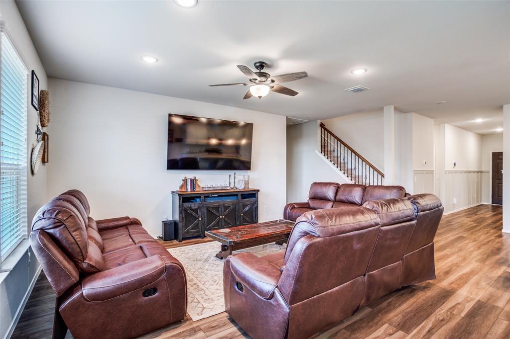 809 Indigo Road Princeton, TX 75407 - Photo 3 of 25