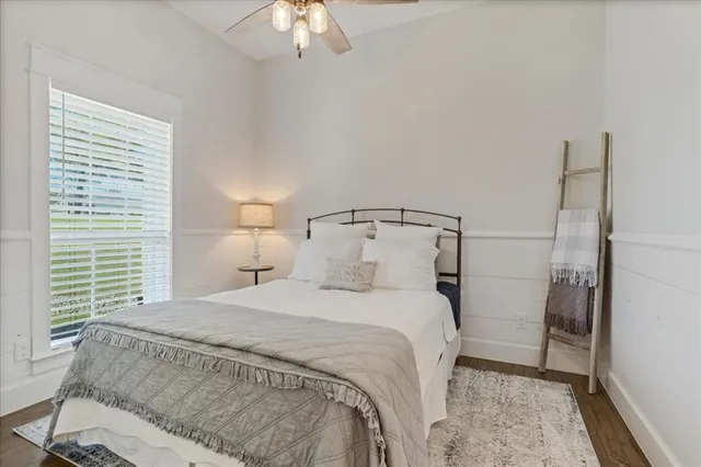 a view of a walk in closet