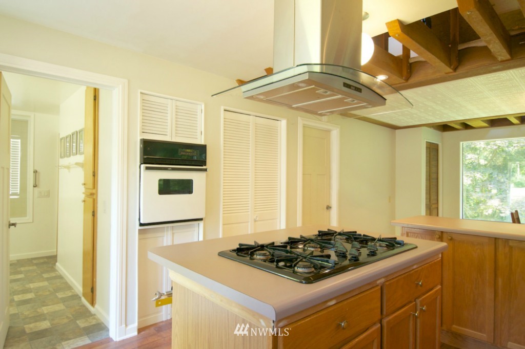 1511 East Deer Ridge Road Oak Harbor, WA 98277 - Photo 11 of 19 Gallery Image 11