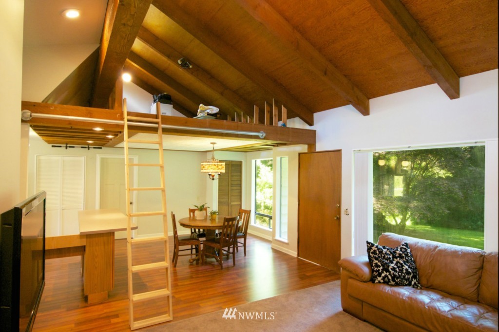 1511 East Deer Ridge Road Oak Harbor, WA 98277 - Photo 15 of 19 Gallery Image 15