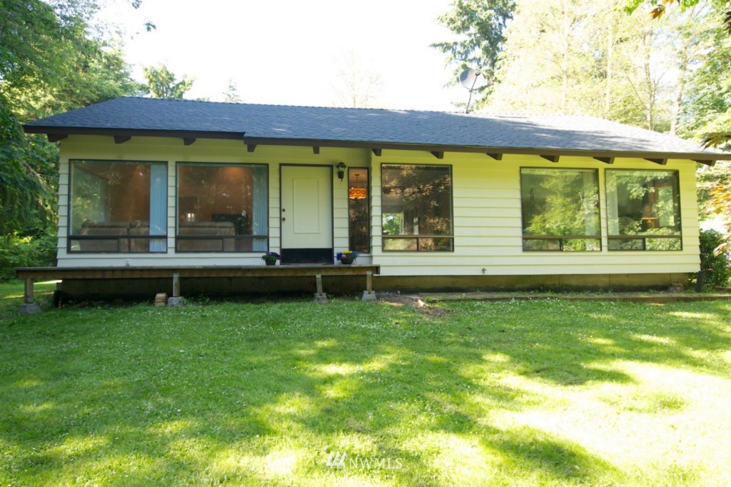 1511 East Deer Ridge Road Oak Harbor, WA 98277 - Photo 3 of 19 Gallery Image 3