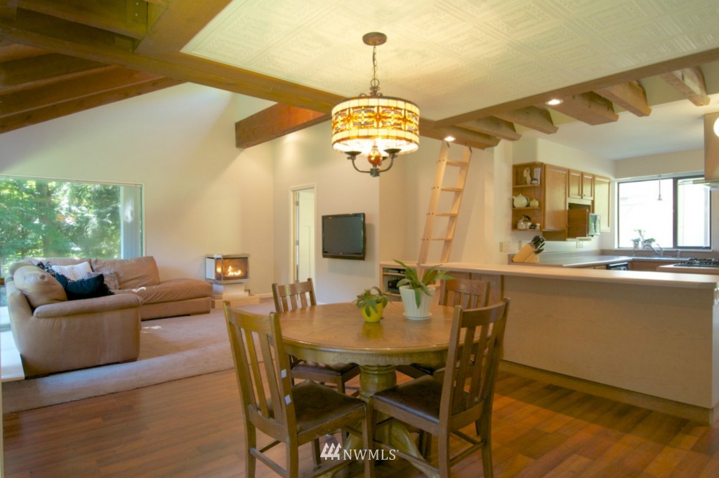 1511 East Deer Ridge Road Oak Harbor, WA 98277 - Photo 7 of 19 Gallery Image 7