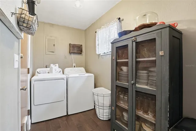 $299,900 | 4321 Northwest 26th Terrace, Gainesville, FL 32605