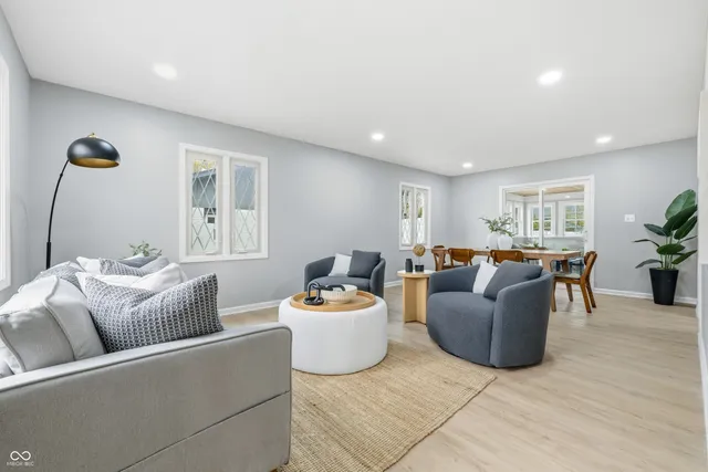 $549,900 | 712 East Main Street, Carmel, IN 46032