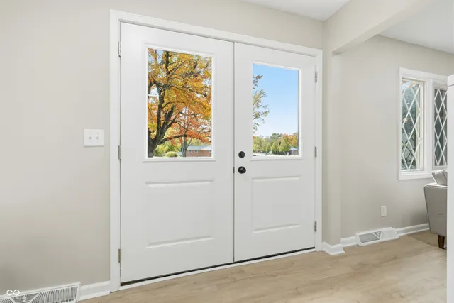 $549,900 | 712 East Main Street, Carmel, IN 46032