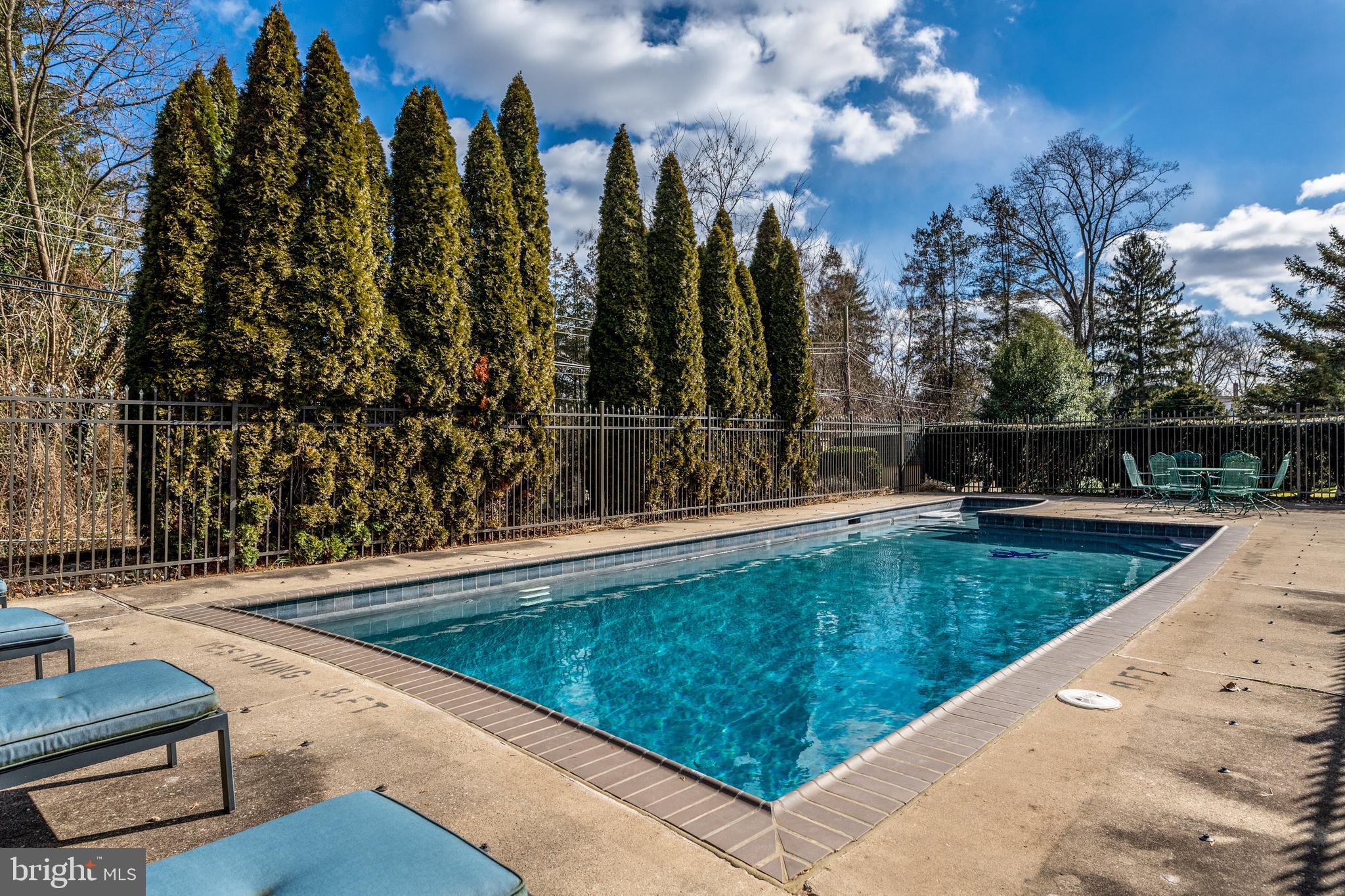 306 Colonial Drive Wallingford, PA 19086 - Photo 39 of 58 Gallery Image 39
