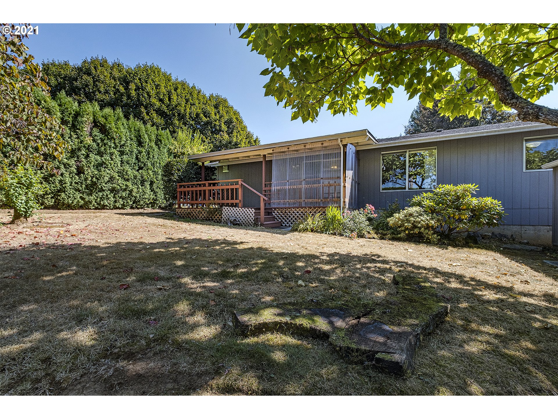 37640 Sandy Heights Street Sandy, OR 97055 - Photo 23 of 26 Backyard