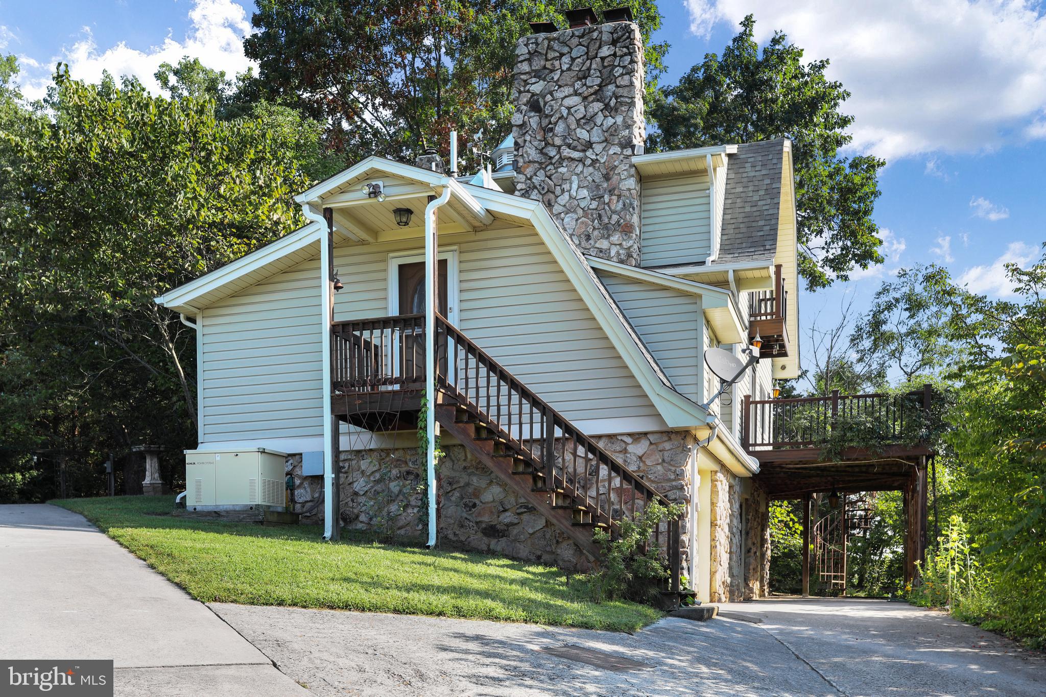 14 Martin Road Front Royal, VA 22630 - Photo 4 of 52