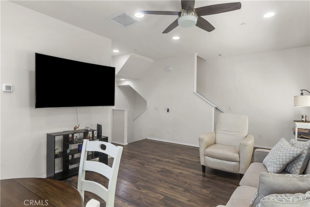 422 West Rte 66, Unit 28 Glendora, CA 91740 - Photo 11 of 25