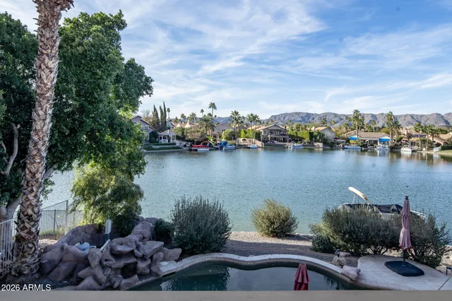 $899,000 | 3406 East Wildwood Drive, Phoenix, AZ 85048