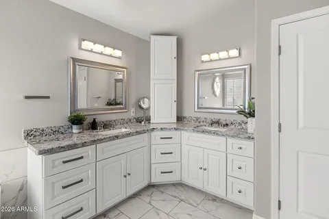 $879,000 | 3406 East Wildwood Drive, Phoenix, AZ 85048