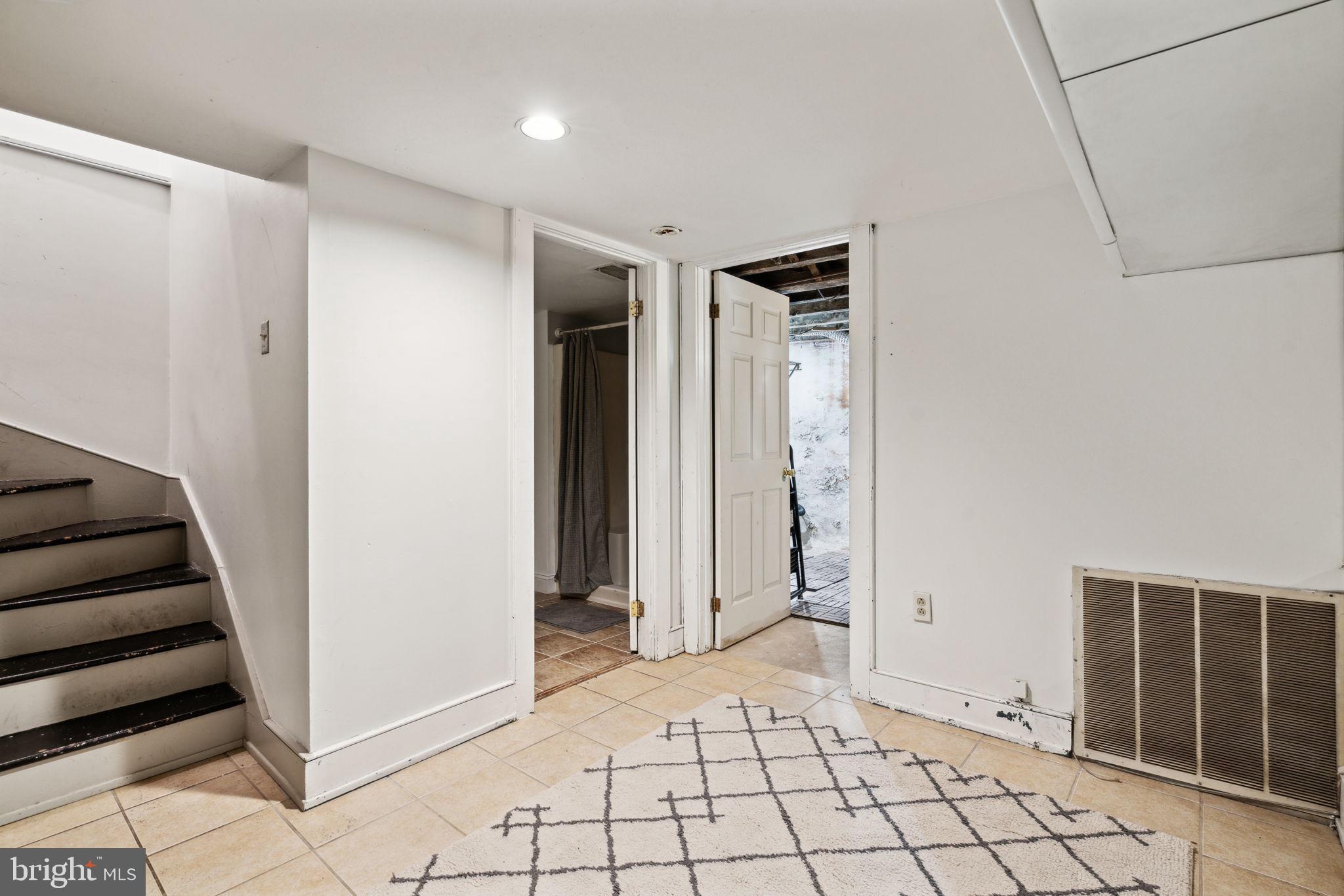 2206 Wallace Street Philadelphia, PA 19130 - Photo 15 of 38 a view of an empty room