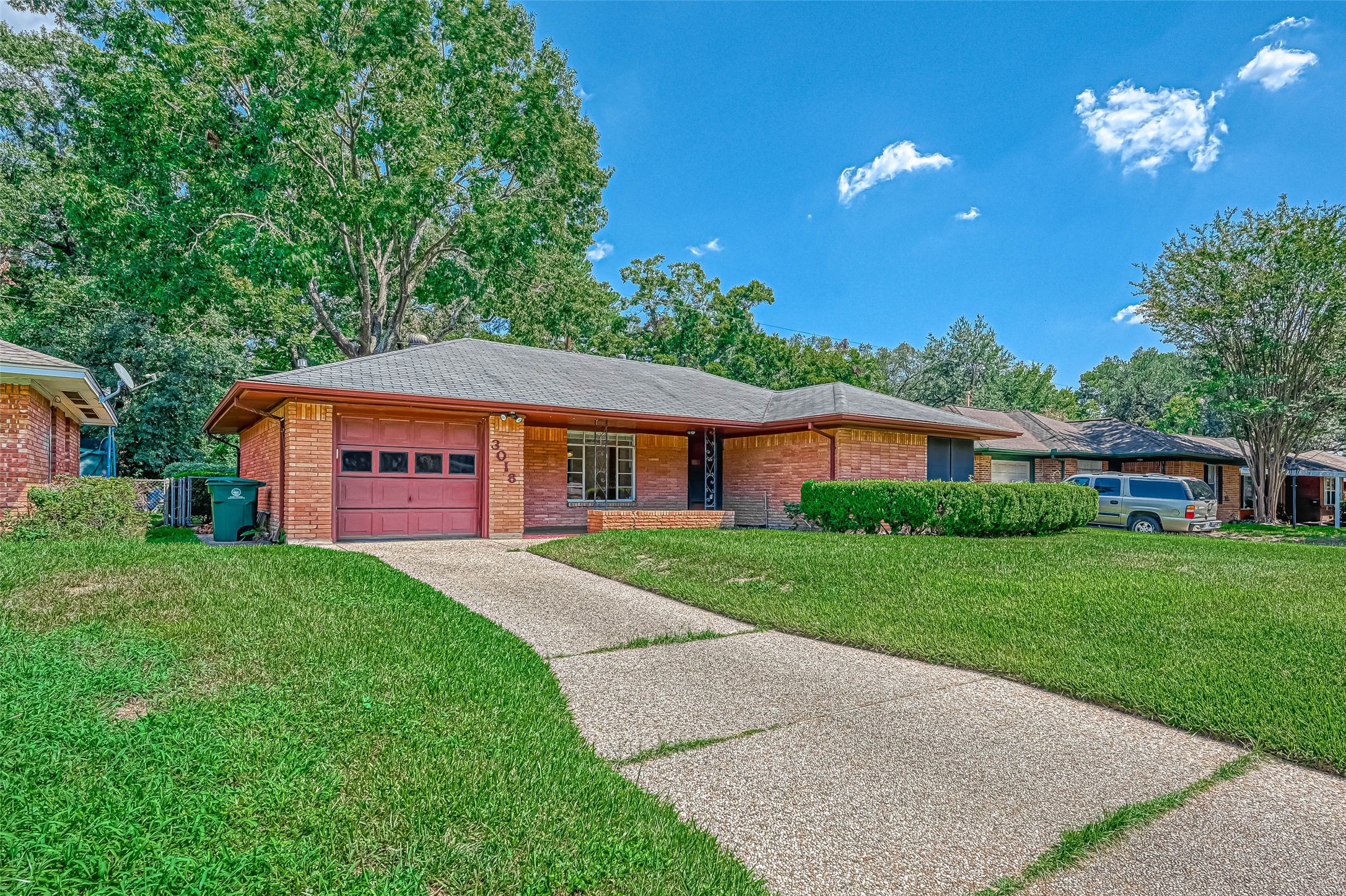 3018 Attridge Road Houston, TX 77018 - Photo 17 of 29 a front view of a house with a yard