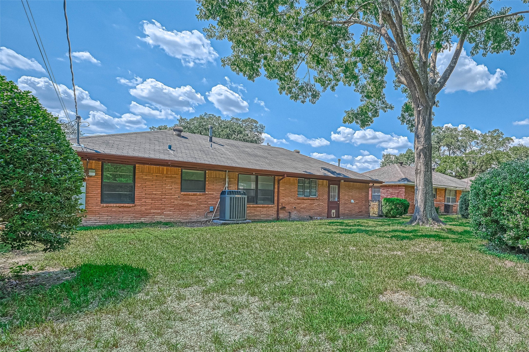 3018 Attridge Road Houston, TX 77018 - Photo 27 of 29 a view of a house with a yard