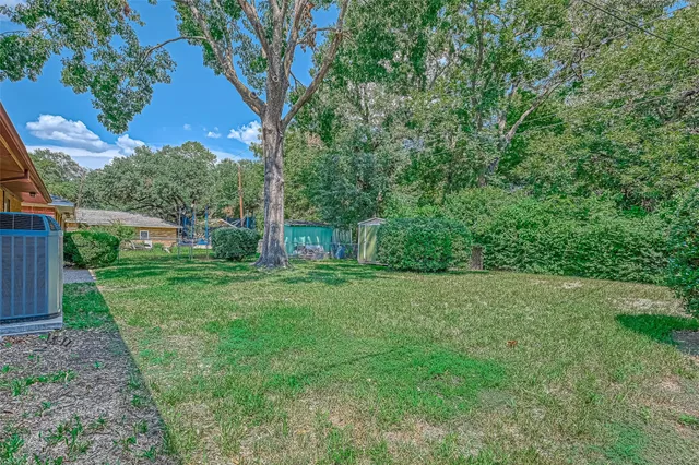 $1,800 | 3018 Attridge Road, Houston, TX 77018