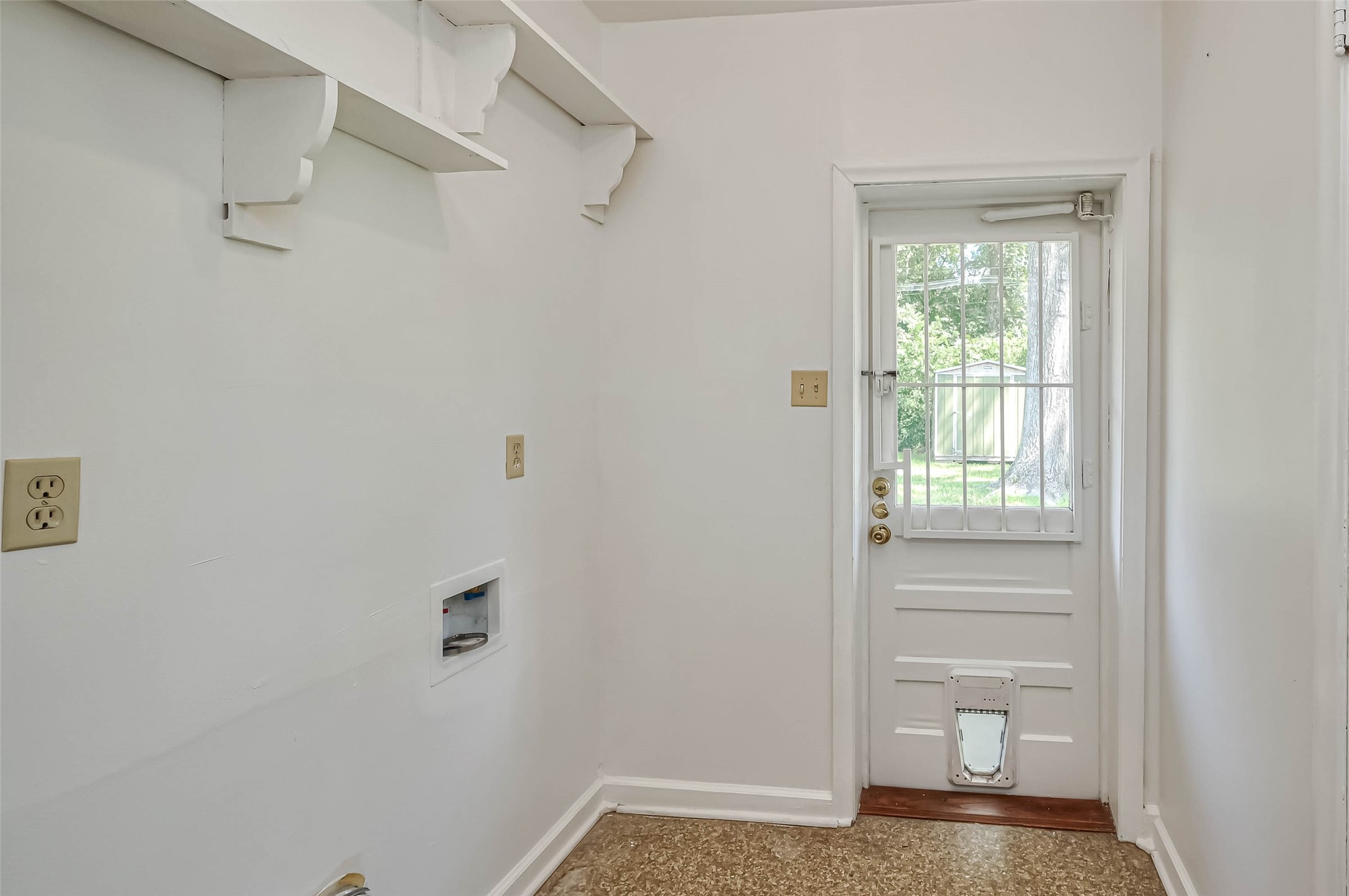 3018 Attridge Road Houston, TX 77018 - Photo 10 of 29 a view of an empty room