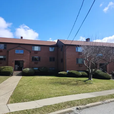 $2,650 | 80 Charlesbank Way, Unit B, Waltham, MA 02453