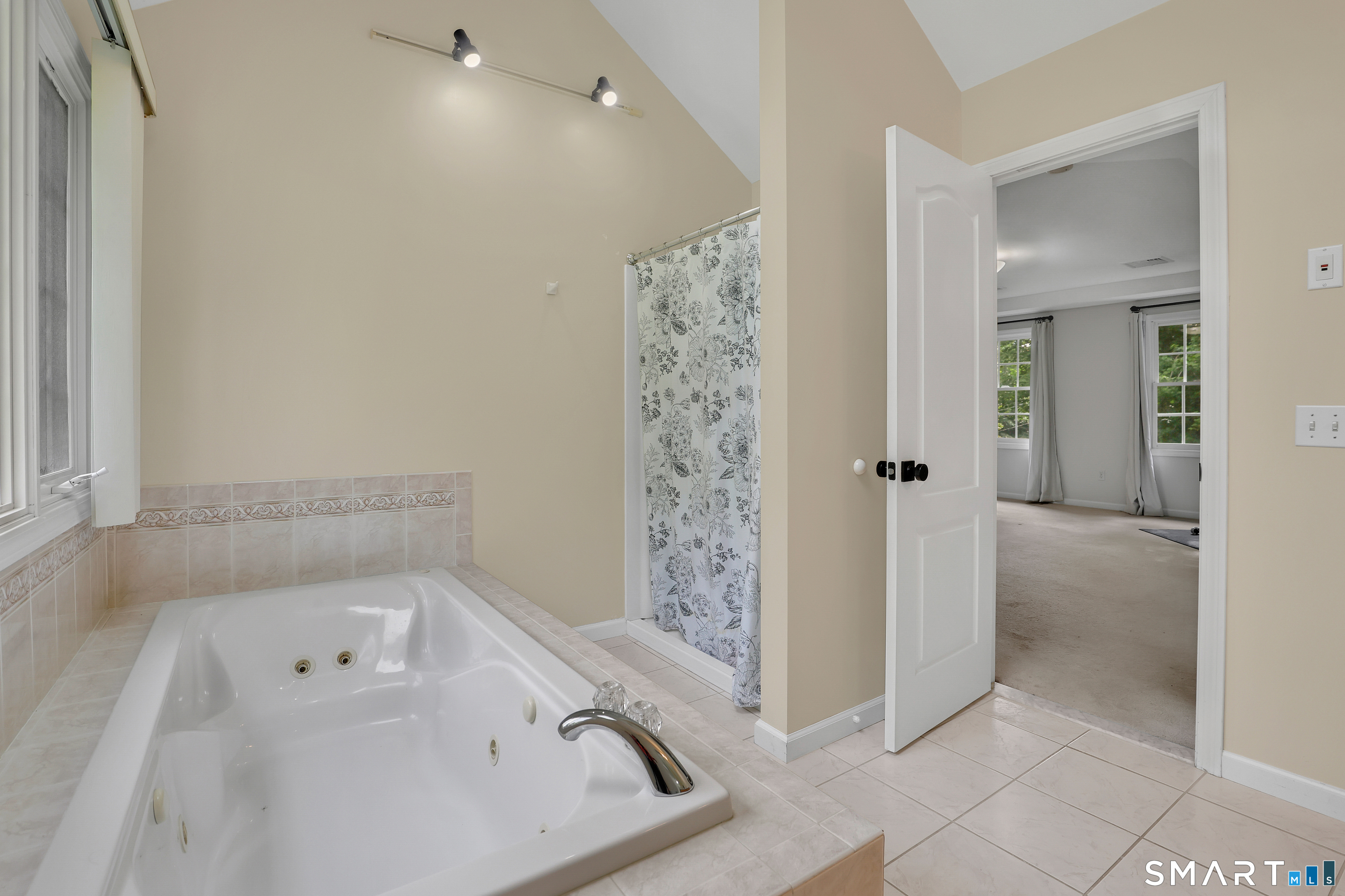 182 Green Hill Road Middlebury, CT 06762 - Photo 22 of 39 Relax and Enjoy the jacuzzi after a long day.
