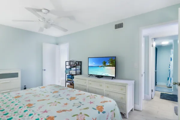 $4,000 | 1605 South Us Highway, Unit 111M2, Jupiter, FL 33477