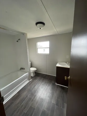 $850 | 65 Fowler Circle, Hollow Rock, TN 38342