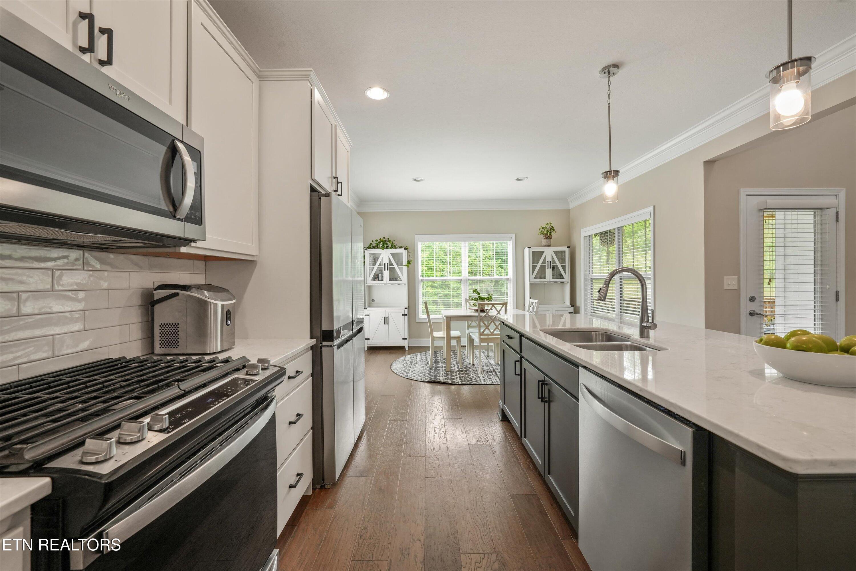 138 Pineberry East Road Oak Ridge, TN 37830 - Photo 15 of 58 16-138 Pineberry East Rd29