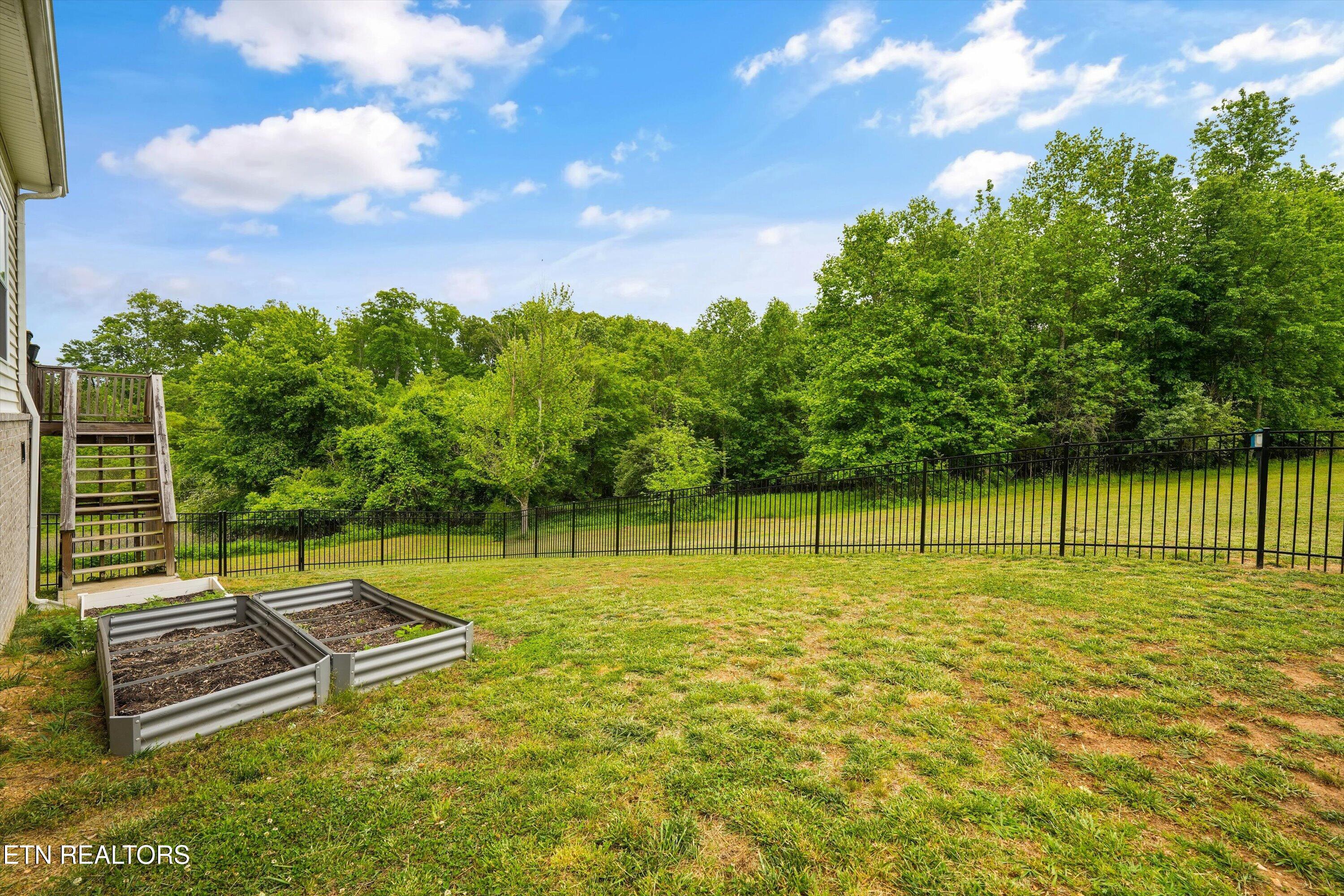 138 Pineberry East Road Oak Ridge, TN 37830 - Photo 20 of 58 45-138 Pineberry East Rd38