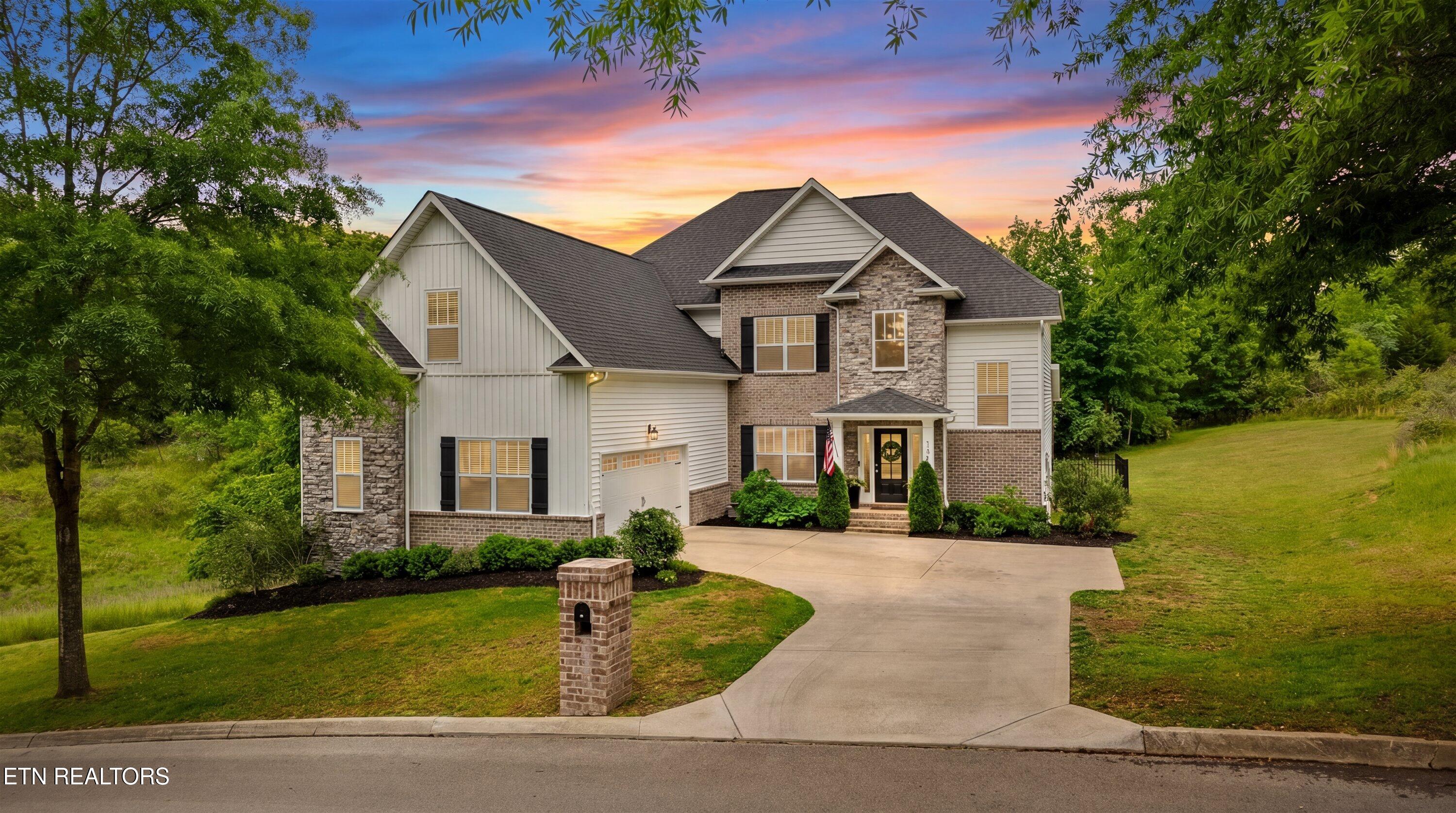 138 Pineberry East Road Oak Ridge, TN 37830 - Photo 2 of 58 03-hf_20260429_114257_63da0d45-6da2-4ed9