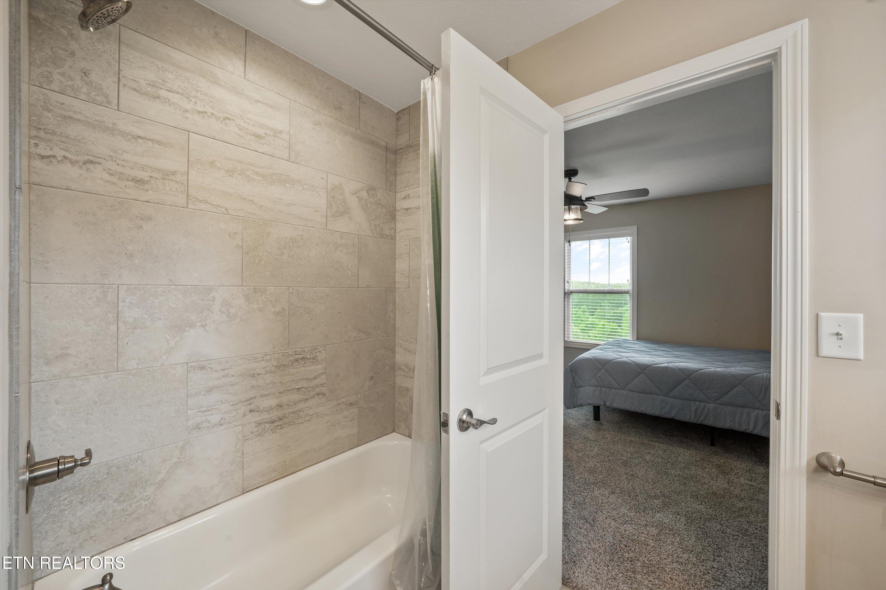 138 Pineberry East Road Oak Ridge, TN 37830 - Photo 36 of 58 29-138 Pineberry East Rd19