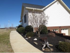 677 Ridgecrest Road Jonesborough, TN 37659 - Photo 2 of 24 Landscaped walkway