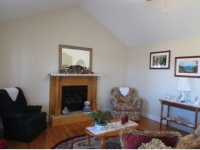 677 Ridgecrest Road Jonesborough, TN 37659 - Photo 6 of 24 Cathedral ceilings