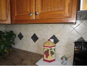 677 Ridgecrest Road Jonesborough, TN 37659 - Photo 10 of 24 Tile backsplash
