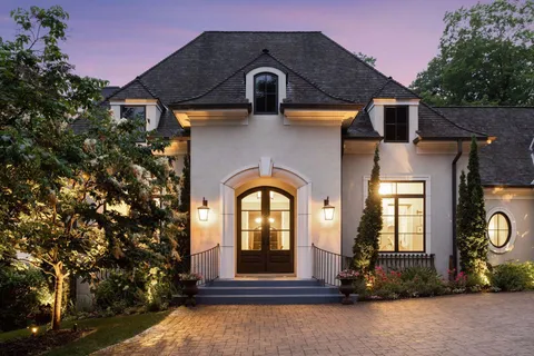 $3,125,000 | 405 Carpenters Point, Wayzata, MN 55391