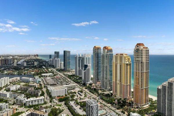 $45,000 | 17749 Collins Avenue, Unit 3501, Sunny Isles Beach, FL 33160