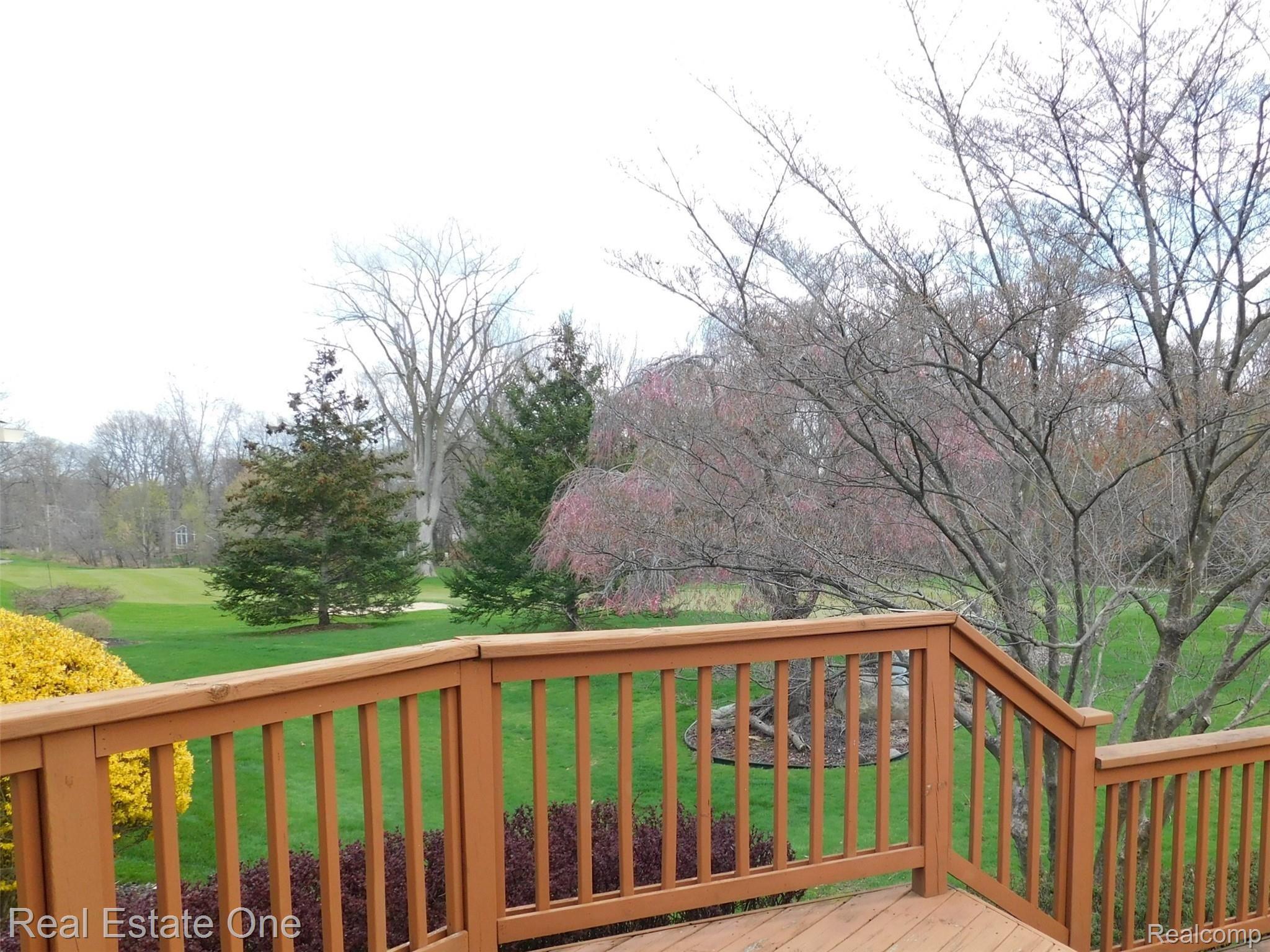 565 Augusta Drive Rochester, MI 48309 - Photo 13 of 30 Looking towards the 4th Tee