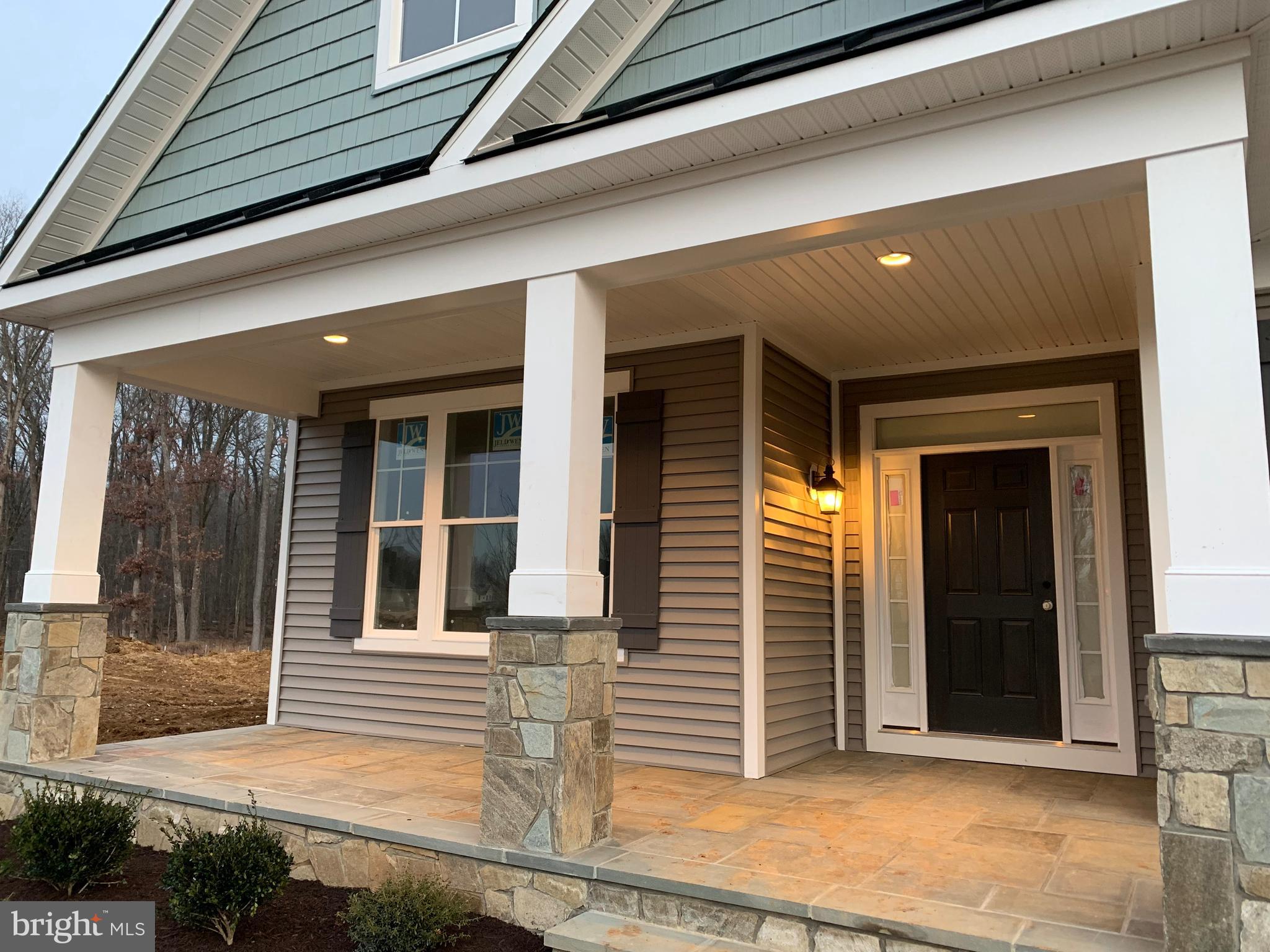 4853 Point Road Warrenton, VA 20187 - Photo 2 of 26