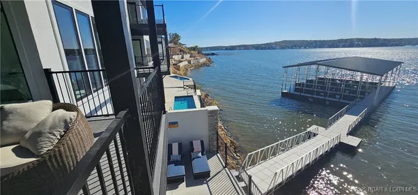 $1,450,000 | 96 Palisades Yacht Clb Drive, Lake Ozark, MO 65049