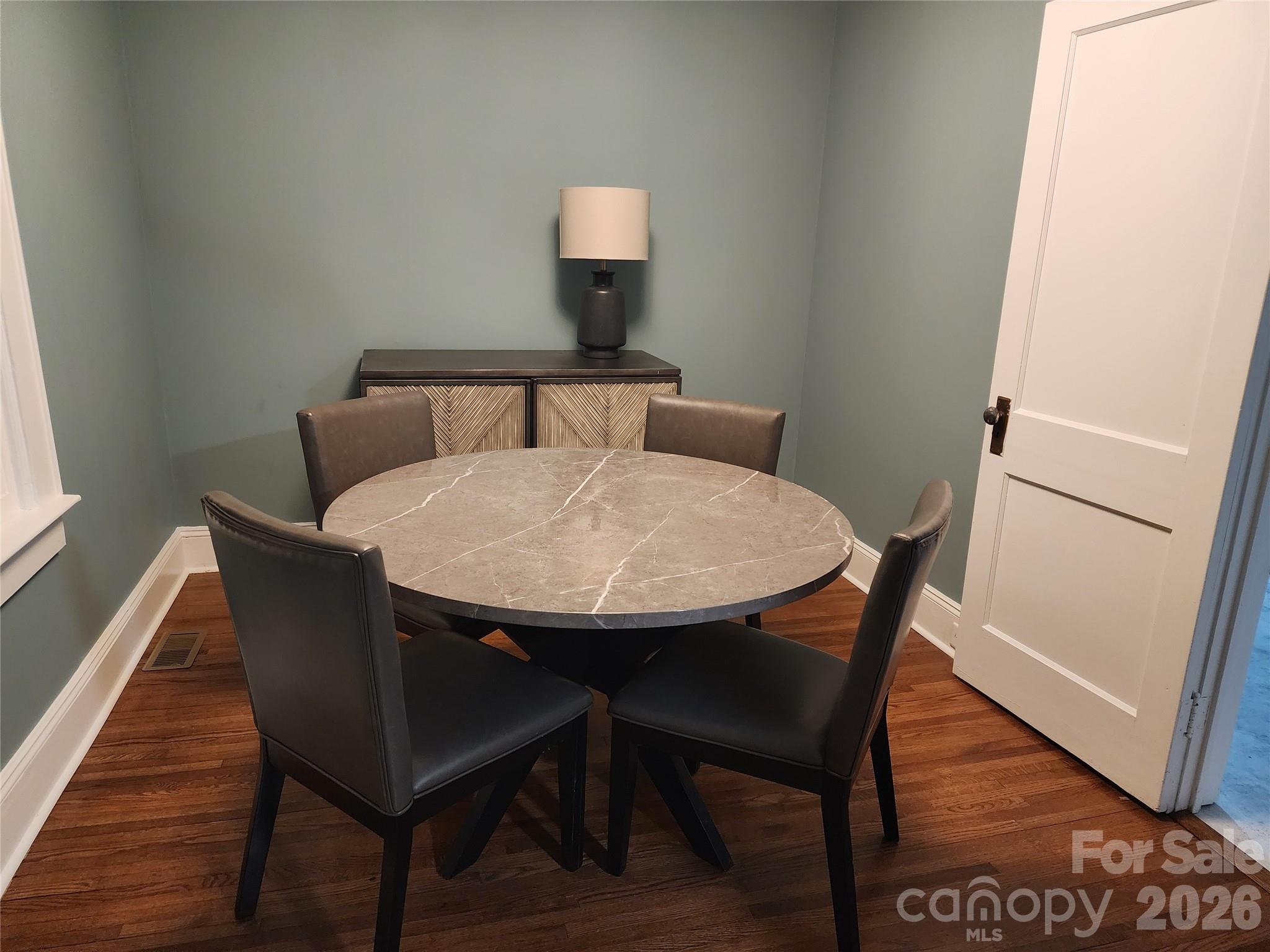 210 Lincoln Street Southwest Concord, NC 28025 - Photo 5 of 24