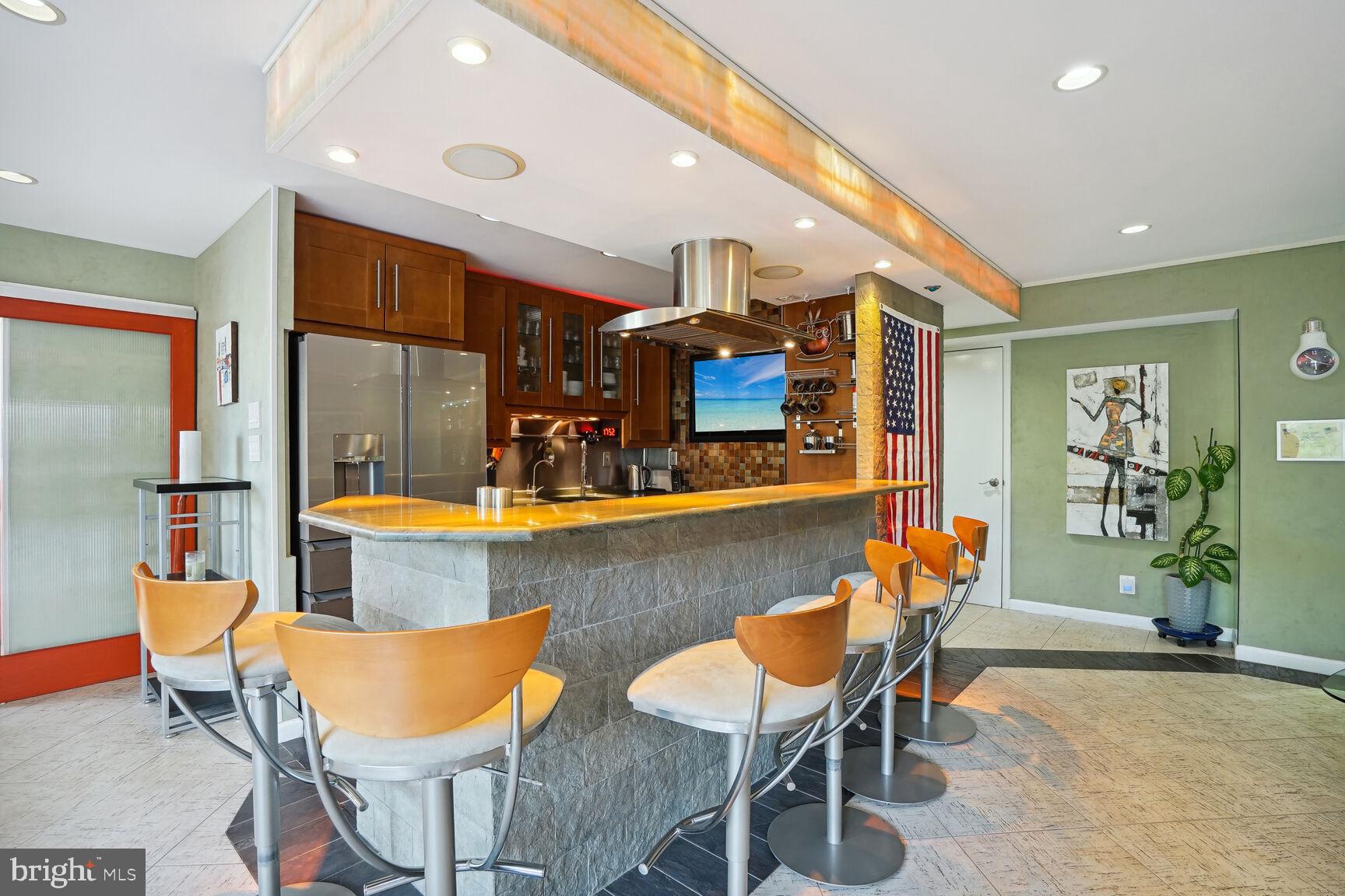9701 Fields Road, Unit 201 Gaithersburg, MD 20878 - Photo 12 of 68 Kitchen bar area