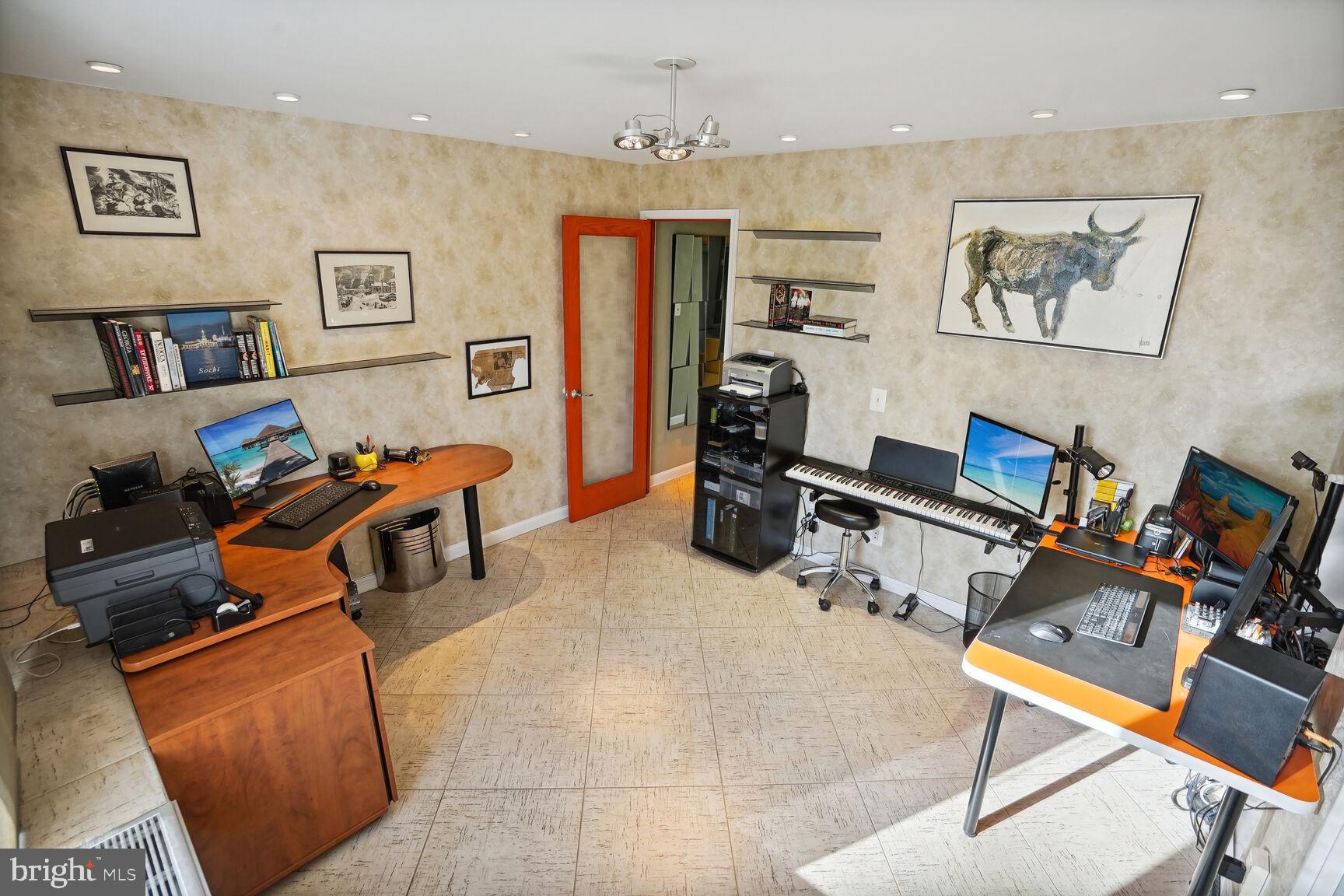 9701 Fields Road, Unit 201 Gaithersburg, MD 20878 - Photo 37 of 68 2nd Guest BR; currently used as a spacious office