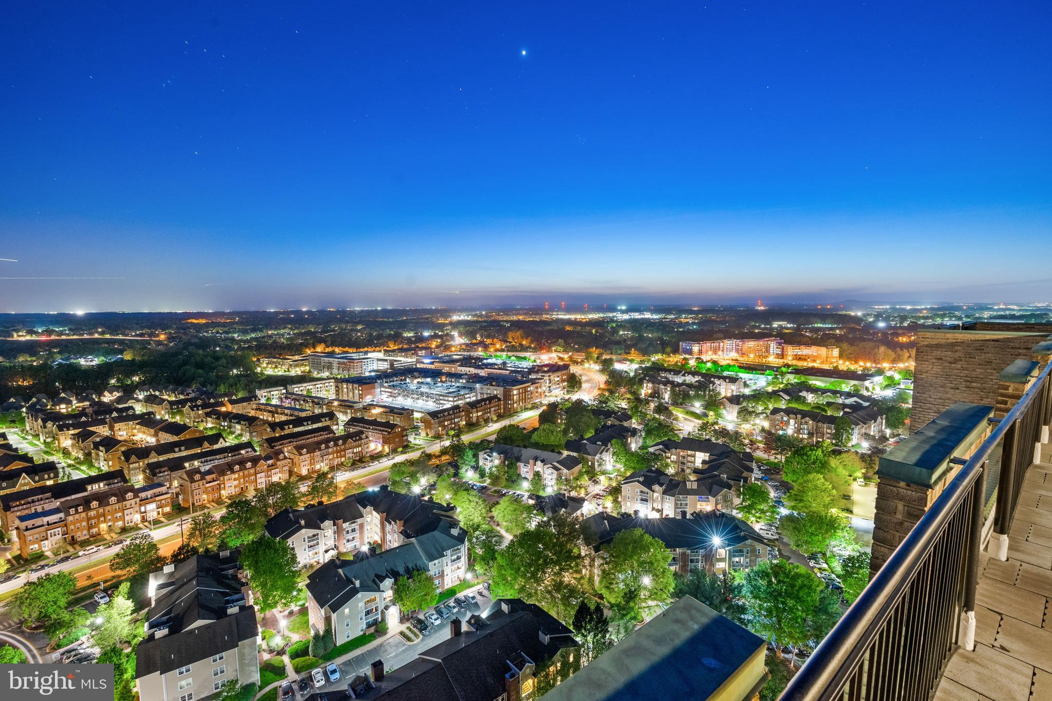 9701 Fields Road, Unit 201 Gaithersburg, MD 20878 - Photo 50 of 68 Stunning views from the rooftop