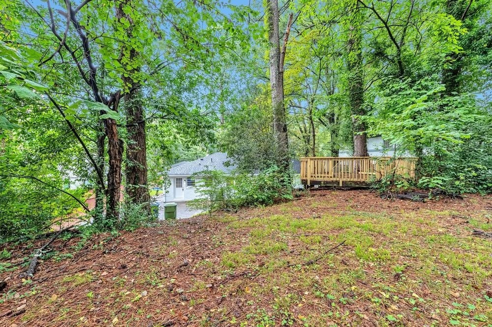 551 Wimbledon Road Northeast, Unit B Atlanta, GA 30324 - Photo 20 of 20 a view of a back yard
