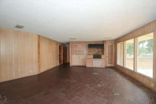 $999,000 | 701 West Stearns Road, Bartlett, IL 60103