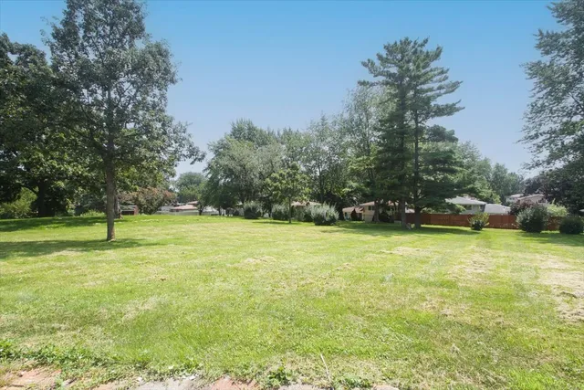 $999,000 | 701 West Stearns Road, Bartlett, IL 60103