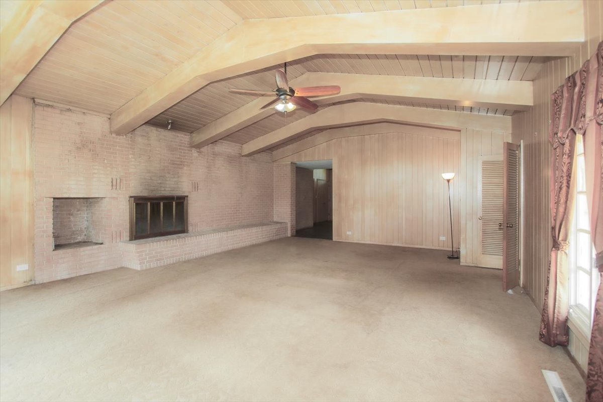 701 West Stearns Road Bartlett, IL 60103 - Photo 6 of 35