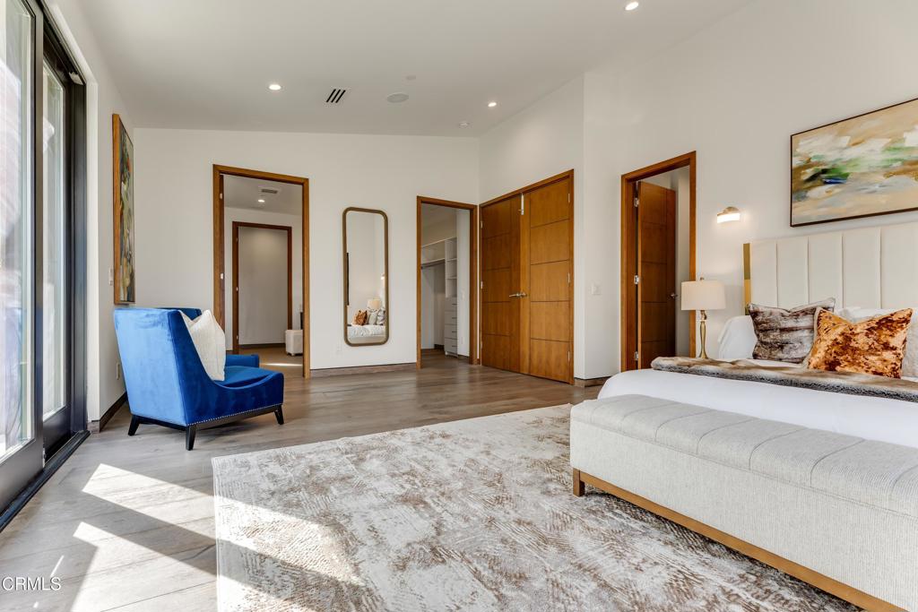 12480 Viewcrest Road Los Angeles, CA 91604 - Photo 26 of 69 6V2A0724-Edit