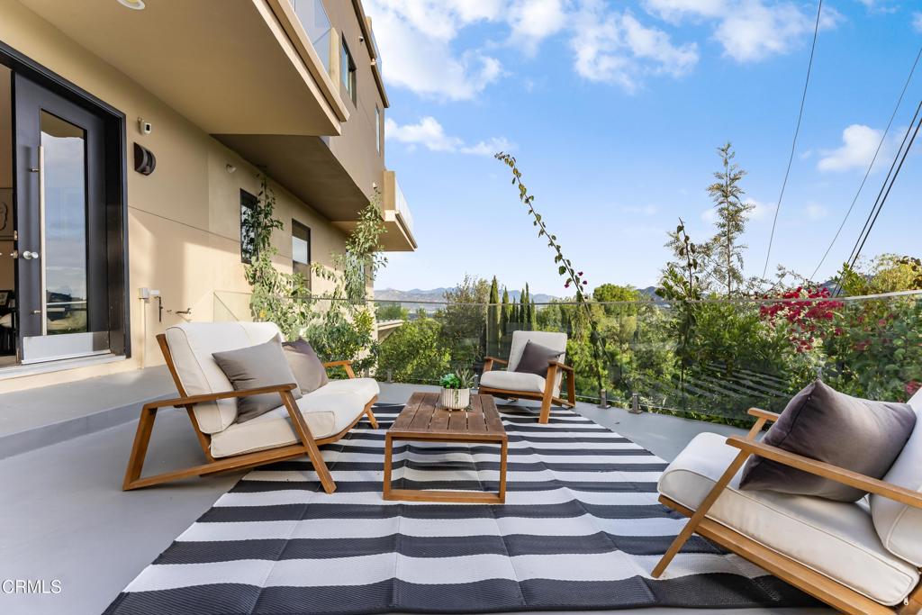 12480 Viewcrest Road Los Angeles, CA 91604 - Photo 51 of 69 6V2A1009-Edit