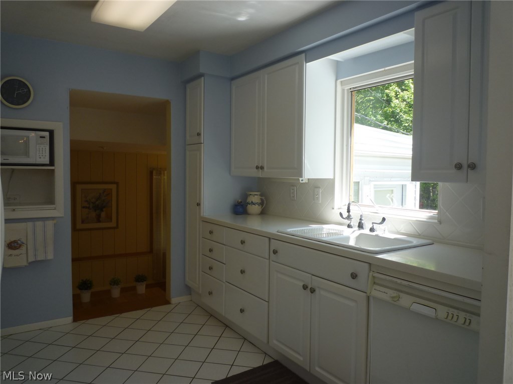 4916 Corliss Road Cleveland, OH 44124 - Photo 8 of 33 Gallery Image 8