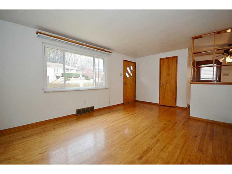 3527 Bevan Road North Versailles, PA 15137 - Photo 3 of 25 Living Room.