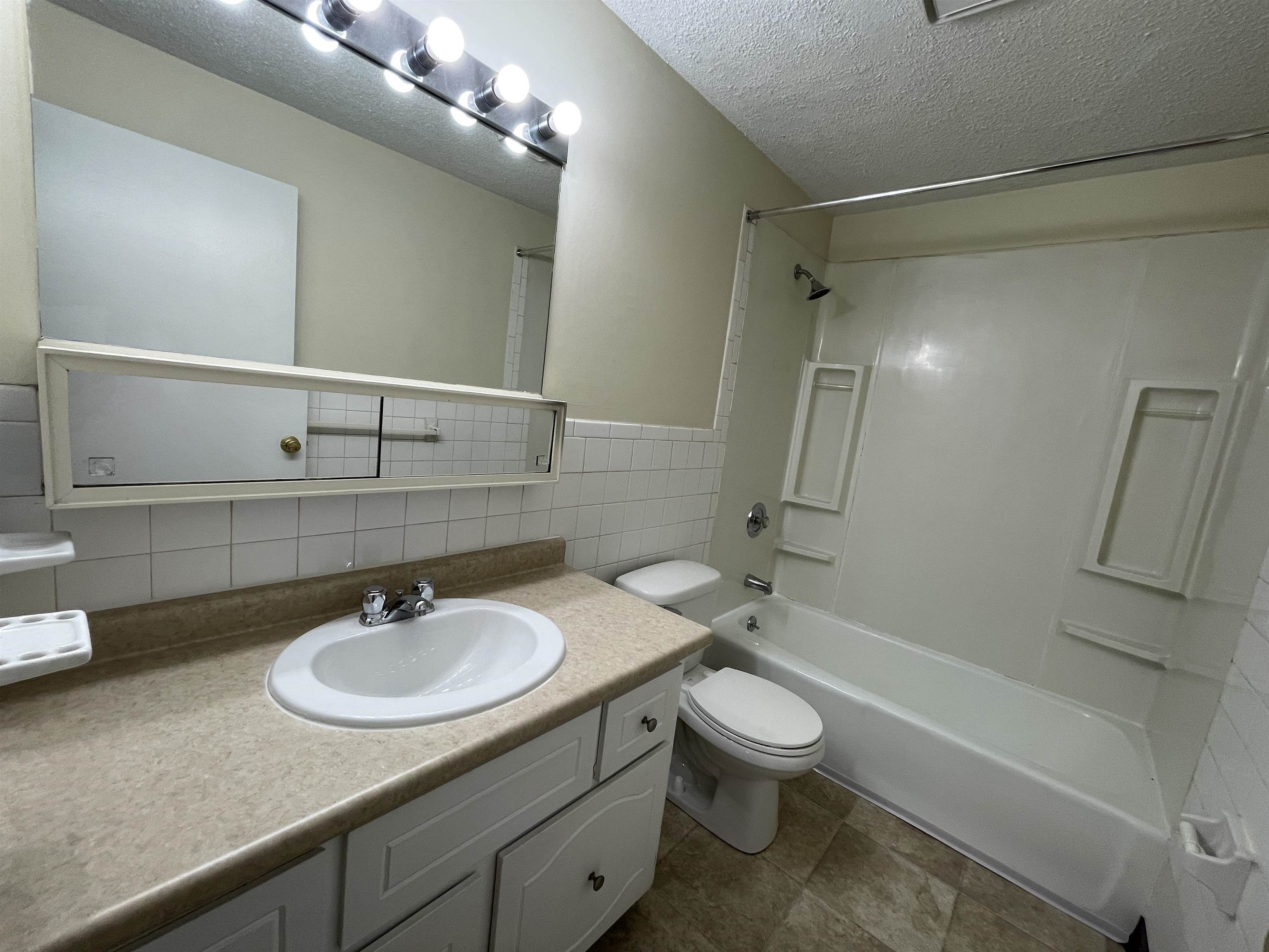 99 Powers Street, Unit 131 Milford, NH 03055 - Photo 21 of 49