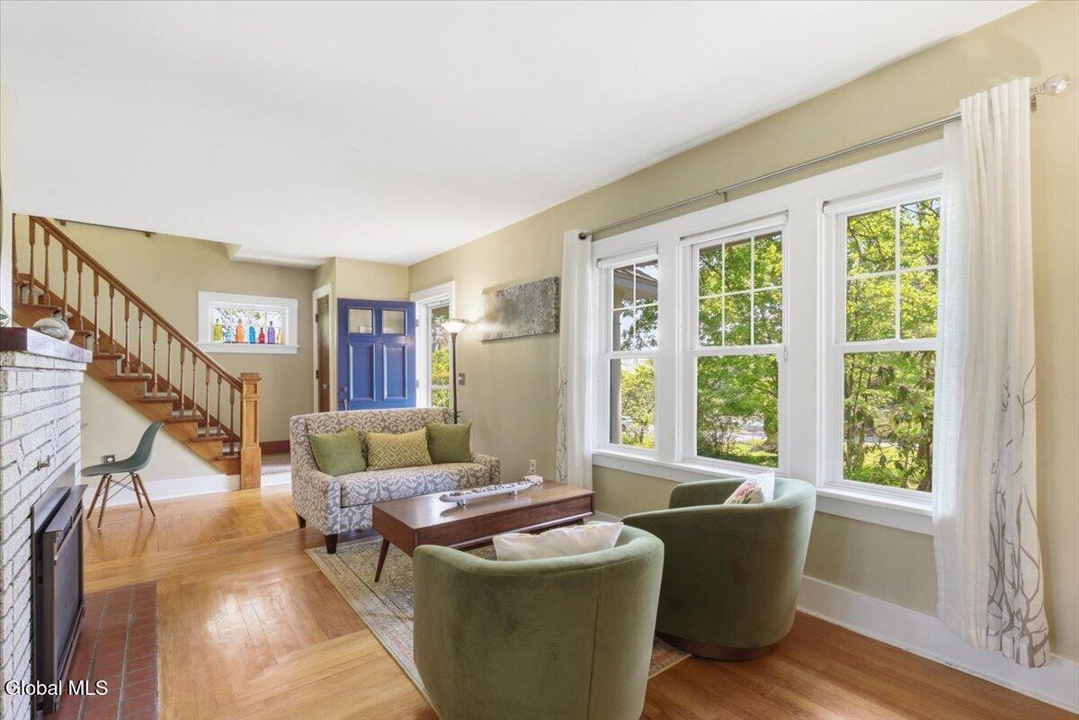 1505 Van Antwerp Road Niskayuna, NY 12309 - Photo 14 of 34 17-010_MW2_9623